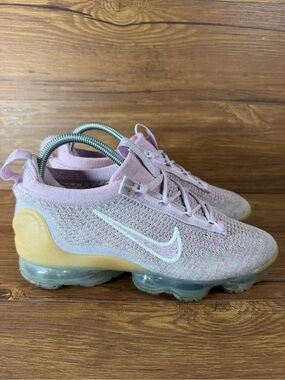 Nike Air Vapormax 2021 Flyknit Athletic Sneakers Women’s Size 7.5 Shoes